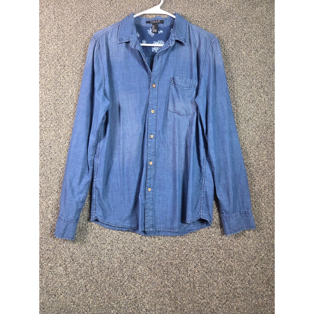 21 Men Button Up Shirt Womens Small Blue Chambray Cotton Roll Tab Sleeve
